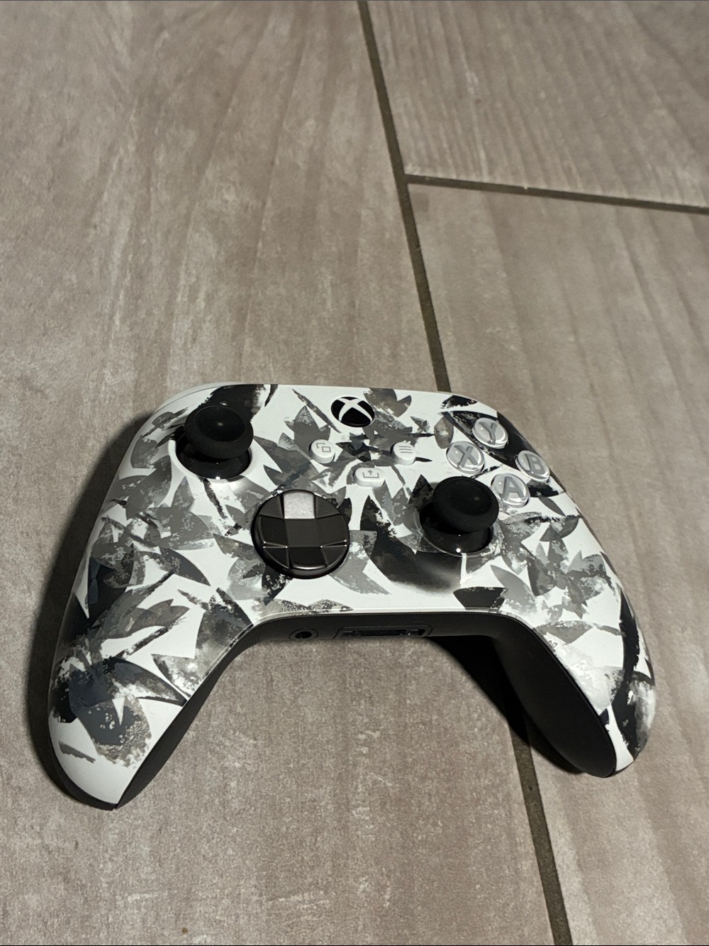 Xbox Wireless Controller - White Black Camo